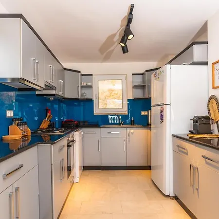 Vila The Ultimate In An Ideal Location Antalya 1043